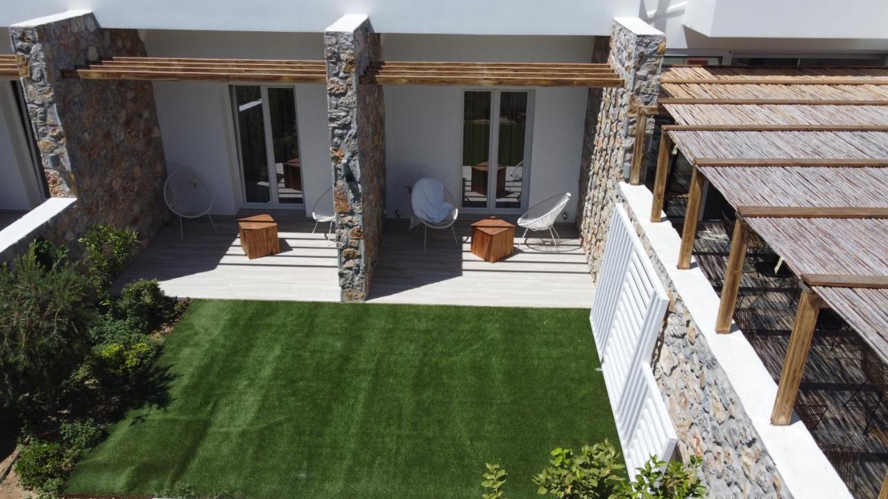 Aellia Hotel & Suites Leros Lakkion Екстер'єр фото