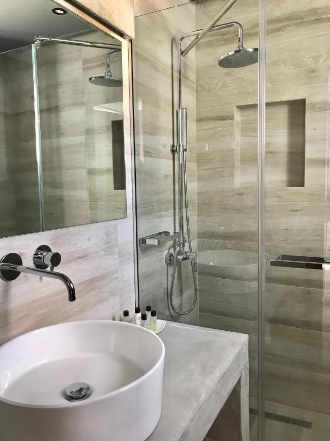Aellia Hotel & Suites Leros Lakkion Екстер'єр фото