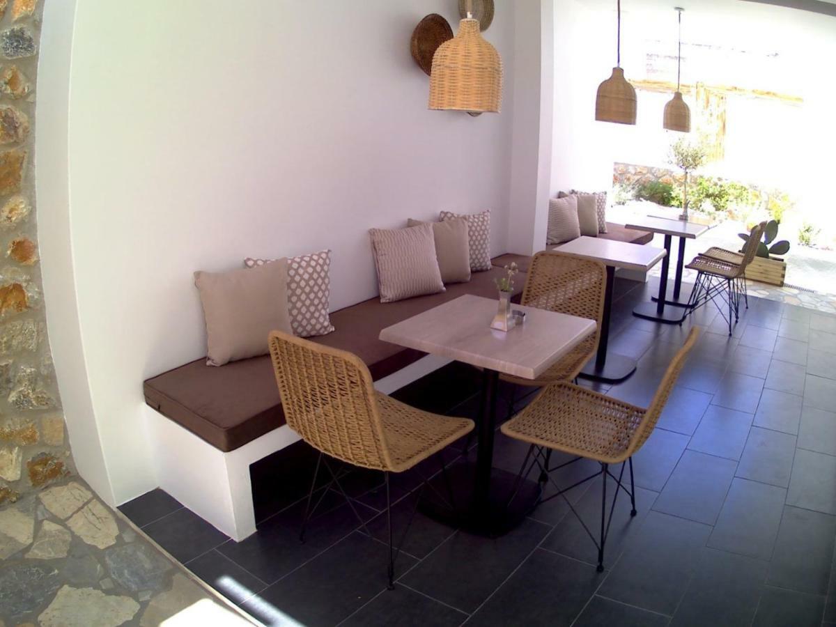 Aellia Hotel & Suites Leros Lakkion Екстер'єр фото